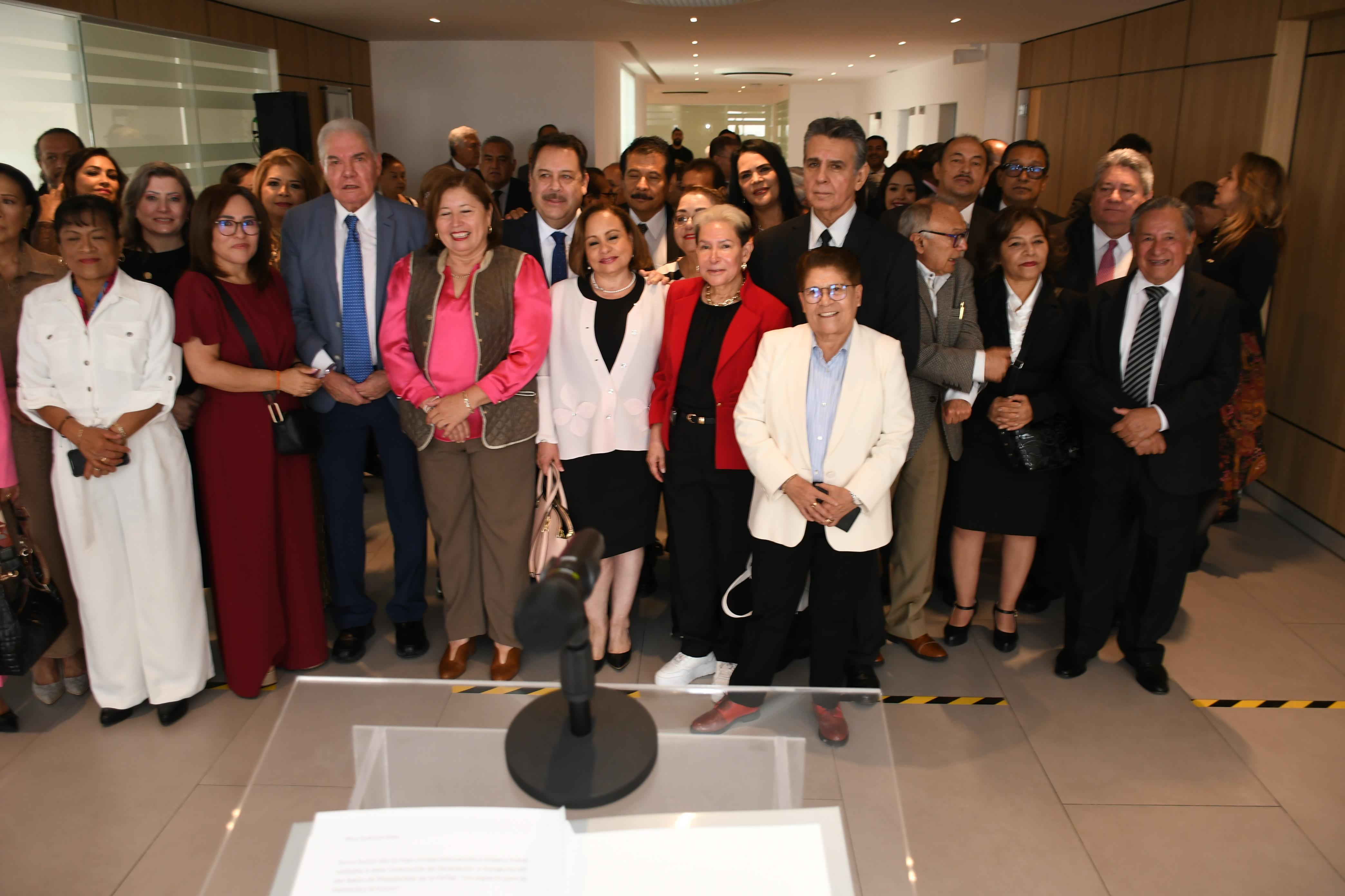 Ceremonia de Develación e Inauguración del Salón “Presidentes” de la FSTSE, un espacio para la memoria y el futuro
